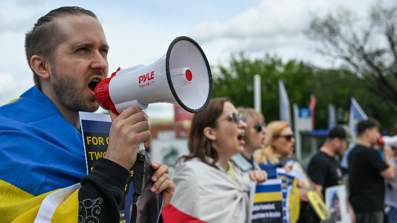 UK Rejects Ukrainian Asylum Claims Despite War Drawing On