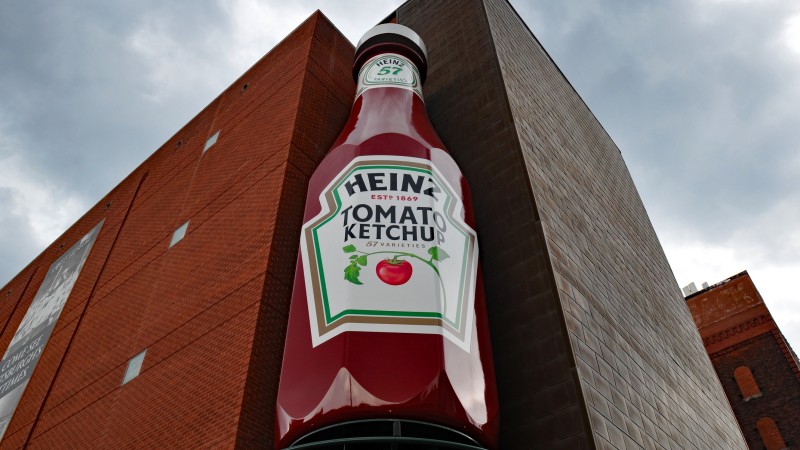 MAHA Victory: Kraft Heinz Removing Chemical Dyes In All Food & Drink Products By 2027