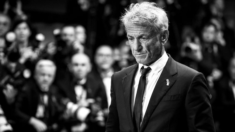 Watch: Bill Maher Slams Sean Penn For Saying He’d Refuse To Have Dinner With Trump – “You’ll Meet With F***ing Castro & Hugo Chavez But Not The President?”
