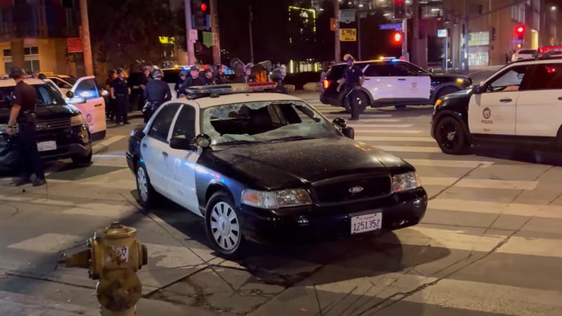 Wild! Journalist Reports From Inside Massive LA Riots, Gets Assaulted By Commies For Documenting Violent Mob Attacking Police