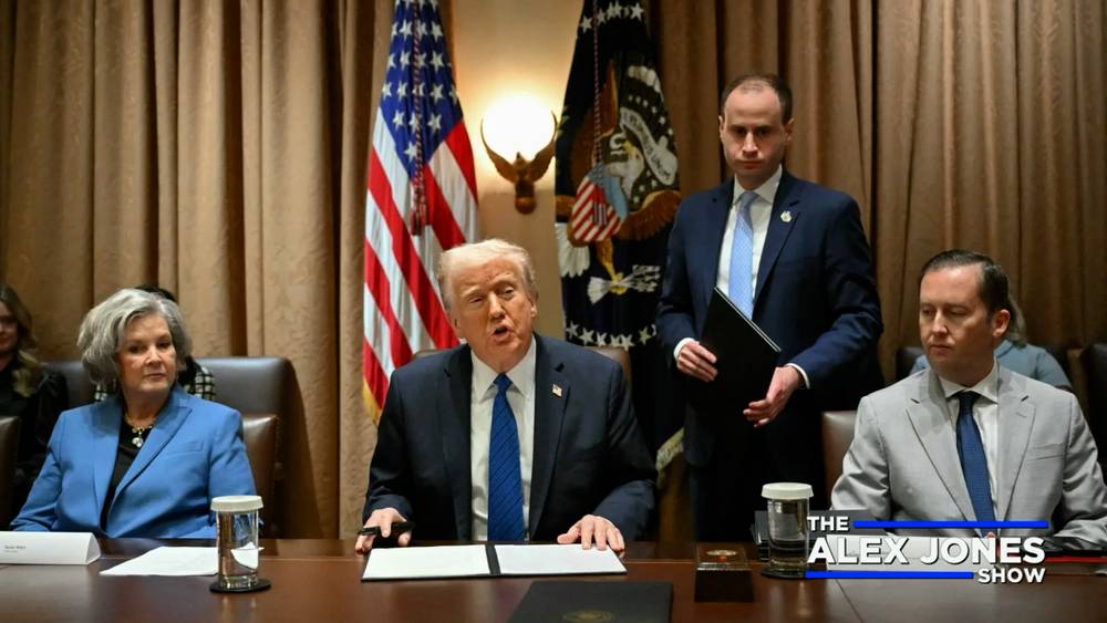 EXCLUSIVE: DC Insider Exposes How Sergio Gor & Other Operatives Have Successfully Hijacked Control Of The White House And Pose The #1 Threat To The MAGA/MAHA America First Agenda