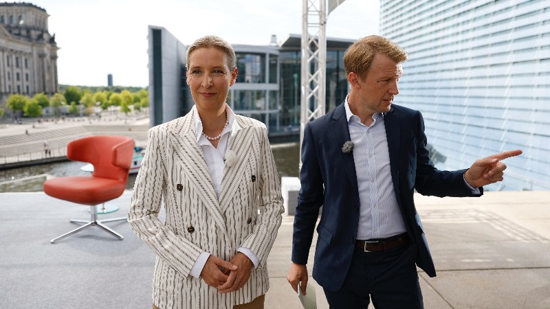 AfD Plans Offensive Against State-Funded Left-Wing NGOs