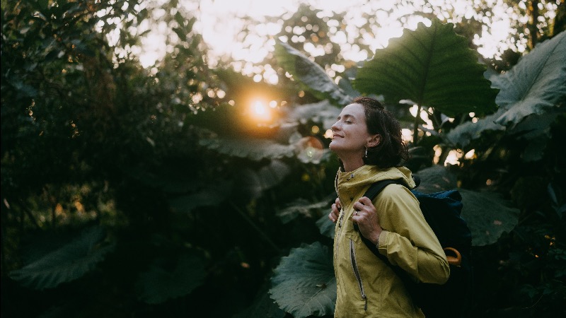 Gen-Z Women Turn to Convent Retreats in Search of Silence