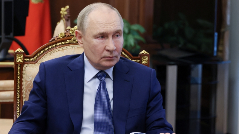Putin Supports Zero-Enrichment Deal with Iran