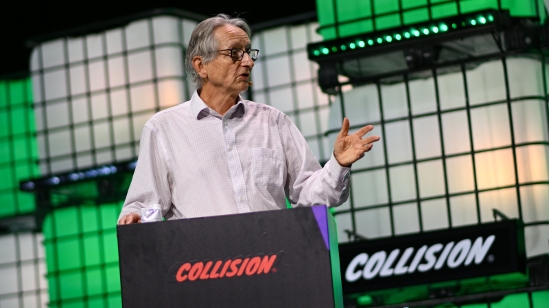 ‘Godfather of AI’ Warns Governments to Collaborate Before It’s Too Late