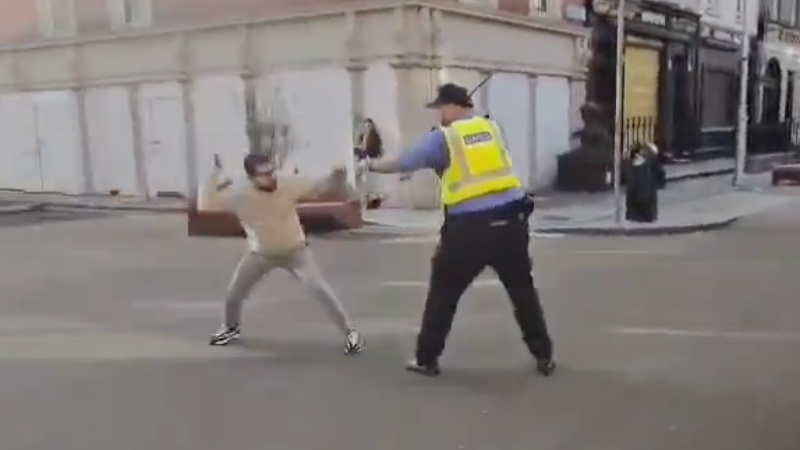 Watch: Jihadist Launches “Allahu Akbar” Stabbing Attack on Officers in Dublin City Center