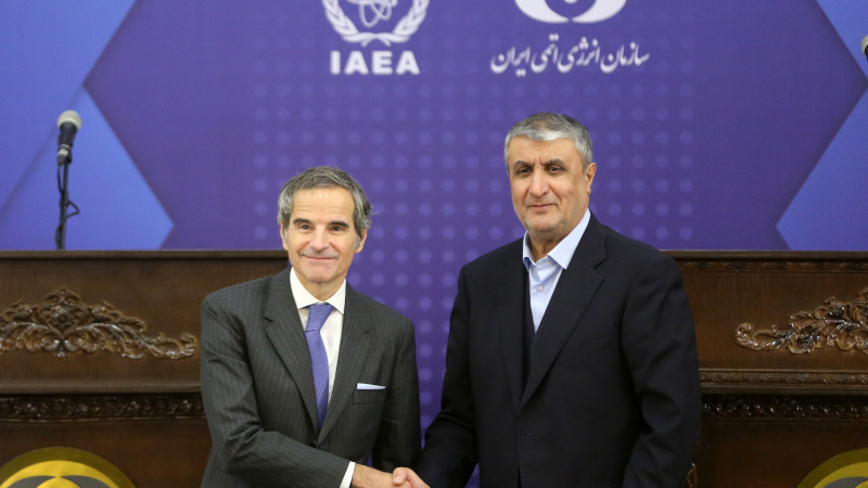 UN Nuclear Inspectors Depart Tehran as Iran Vows to Keep Enriching