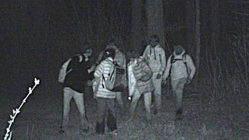 Vanload of Iranian Illegals Busted at Canadian Border