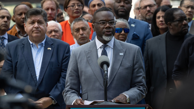 Chicago Mayor Moves To Block Deployment of National Guard to City