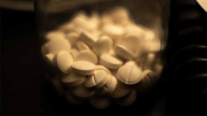 Corrupted Medical Societies Push SSRIs For Pregnant Women in Defiance of FDA