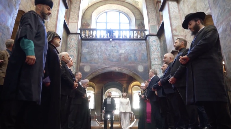 Zelensky Roasted For “Antichrist” Multi-Faith Prayer Service