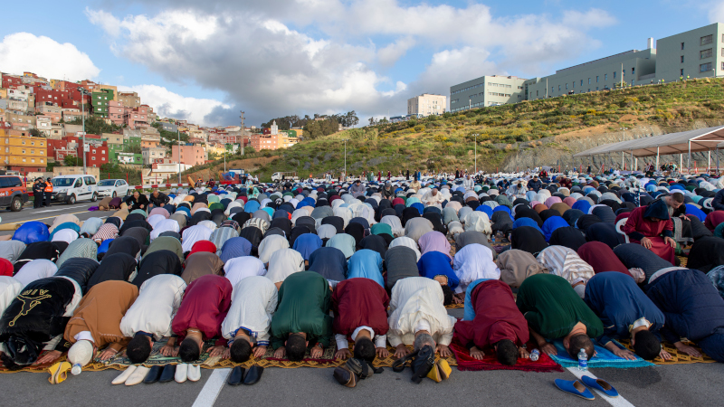 Spanish Town Bans Muslim Festivals in Public Spaces as Anti-Islamification Movement Gains Momentum