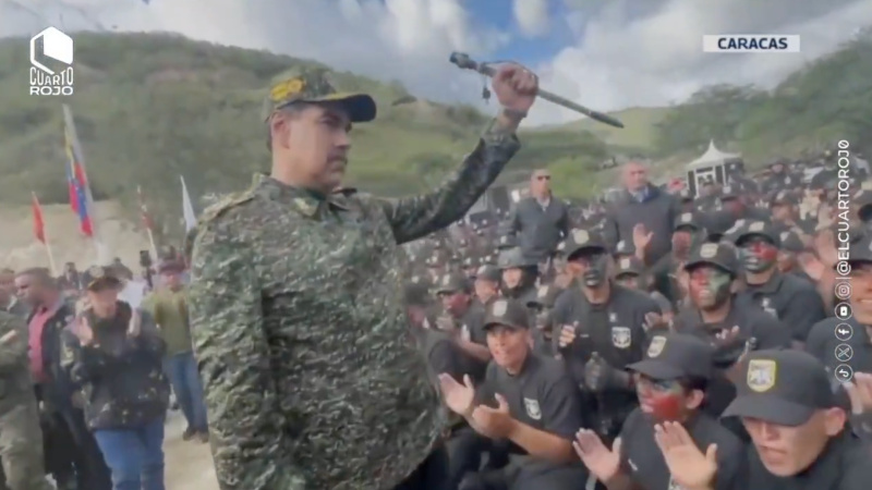 Image for Watch: Maduro Stages Military Show of Force as US Warships Near article