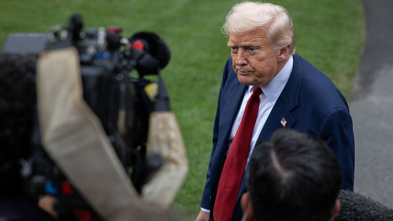 “Go To Hell!” — POTUS Calls Out “Cryin’ Chuck Schumer” For “Political Extortion” By Demanding  Billion To Approve Trump Nominees