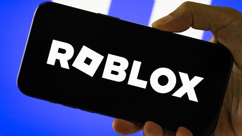 Popular Children’s Game Roblox Under Fire For Retaliating Against YouTuber Who Exposed Alleged Pedos Using Platform To Abuse Kids