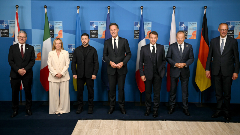 European Leaders to Join Monday's Zelensky-Trump Talks, Want 'Article 5-Type' Security Guarantees