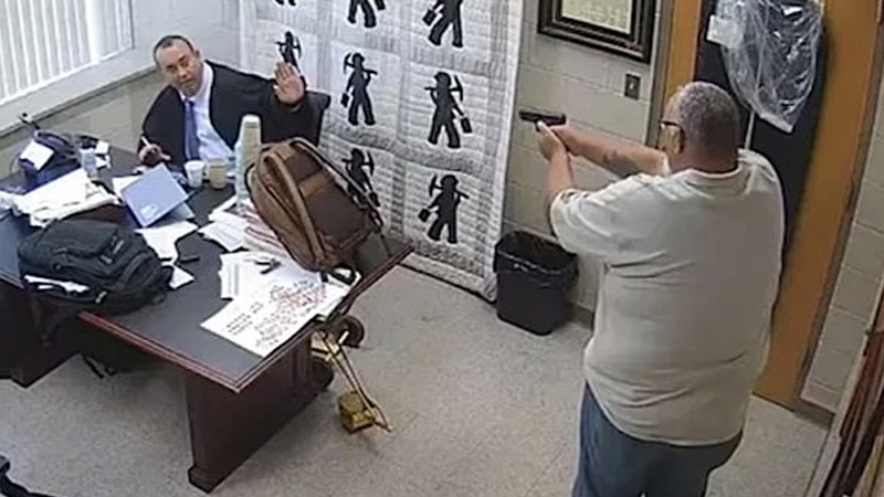 ‘They’re All Swingers’: Accuser Claims Judge Shot Dead in Courthouse Actually Ran a ‘Depraved Sex Ring’