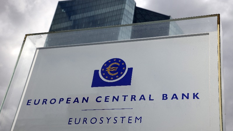 Global Elites Insisting On Digital Currency To Phase Out Cash