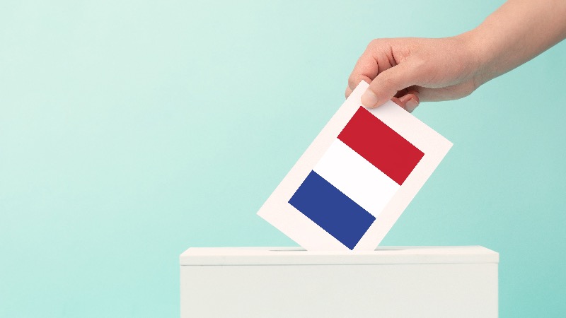 One Million Signatures For French Immigration Referendum