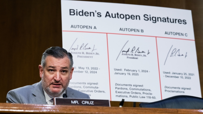 Ex WH Chief of Staff: Hunter Biden Was Involved in Biden Pardons