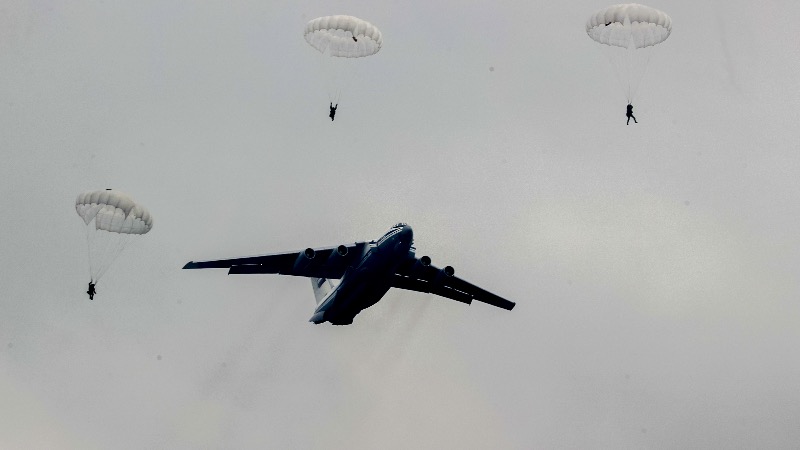 Poland Deploys 40,000 Troops As Russia & Belarus Hold War Games