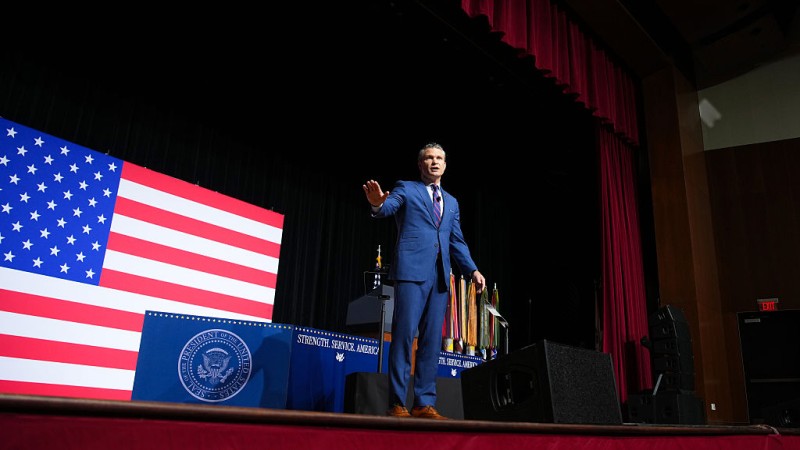 War Secretary Hegseth Slams Woke ‘Fat Generals’ & Announces End To ‘Politically Correct’ Leadership In Address To Top Generals
