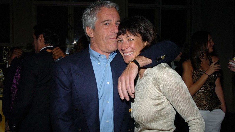 Watch Live: DOJ Epstein Investigator Admits Deceased Pedo Was CIA & Mossad Asset — “Rapes Occurred While Bill Clinton Was On Plane”