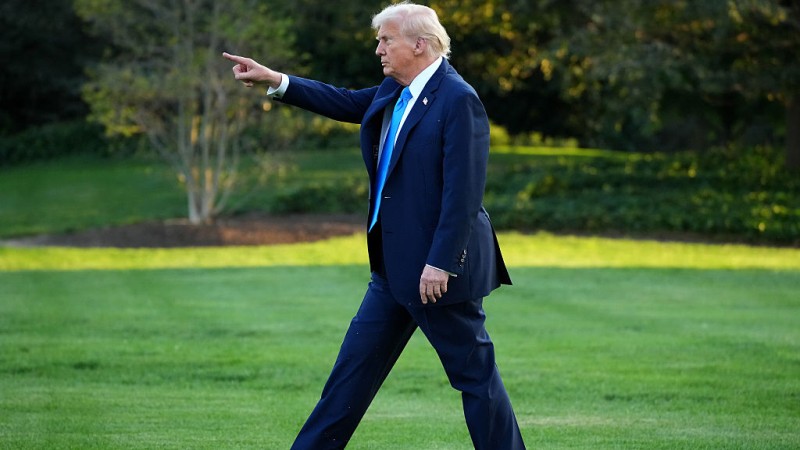 Trump Rejects Democrats’ Trillion-Dollar Demands Amid Government Shutdown Standoff