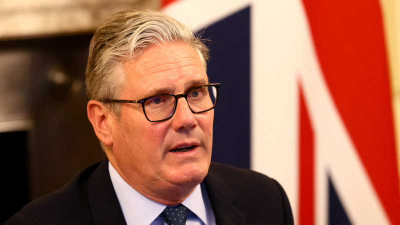 UK Government in Crisis as PM Starmer Invokes Emergency Reshuffle