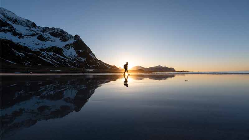 The Masculine Urge to Walk Away