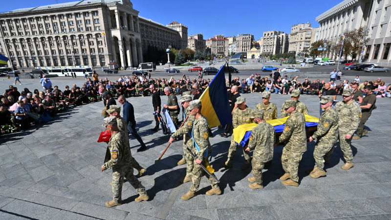 US Generals Involved in European Plan to Send 10,000 Troops to Ukraine