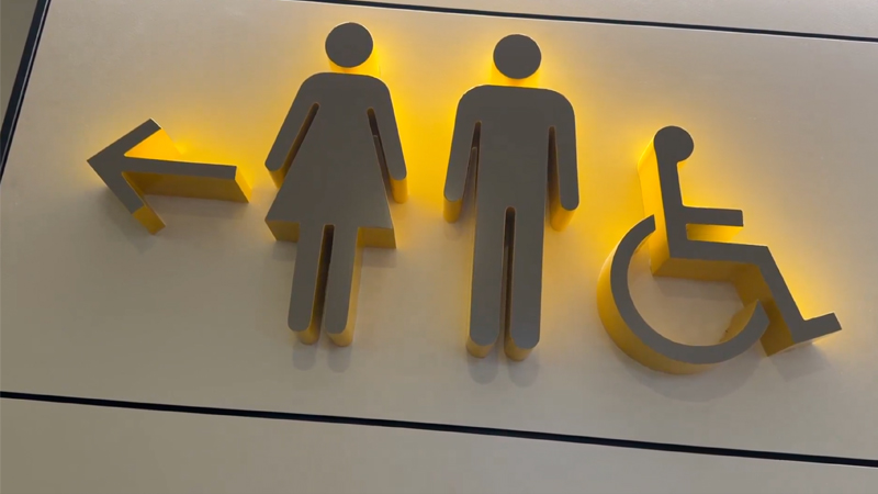 WATCH: Alex Jones Discovers The Secret To Two Genders While Being Confronted By Veteran Boomer