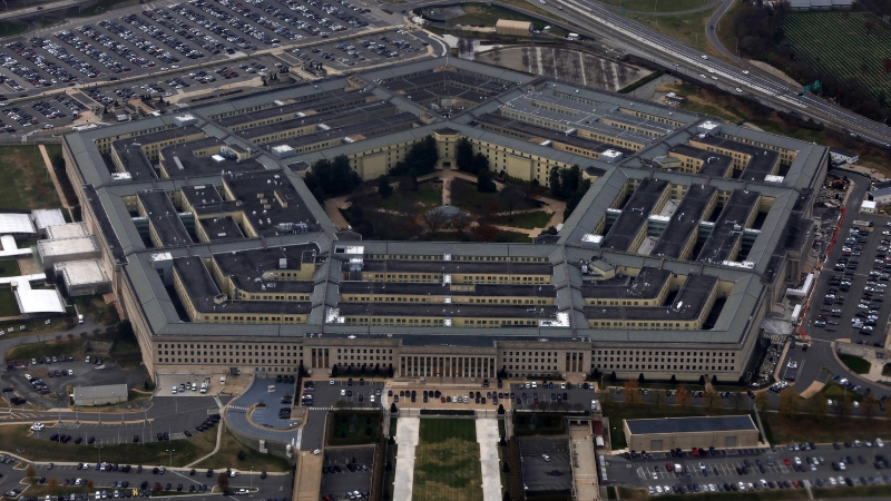 Trump Tells Pentagon To Pay Troops as Shutdown Continues