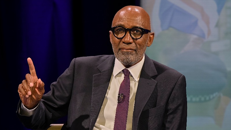 Muslim Grooming Gangs Targeted “Tens Of Thousands” Of Children “Because They Are White,” Says Award-Winning Uk Broadcaster