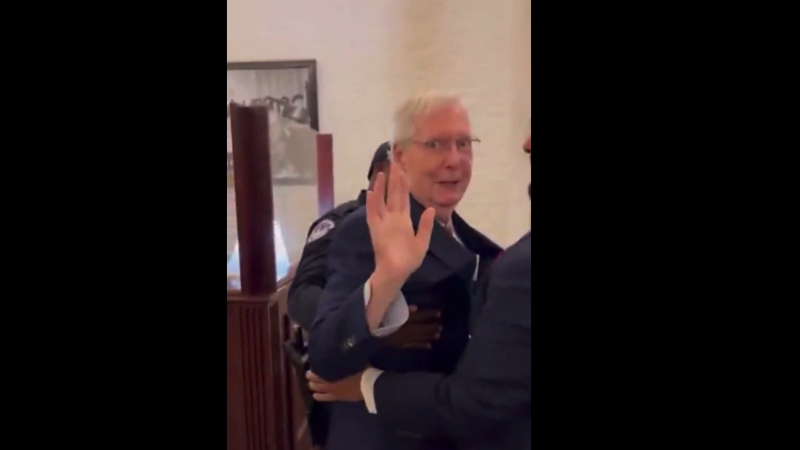 Breaking! GOP Senator Mitch McConnell Falls On Camera In Latest “Medical Episode”