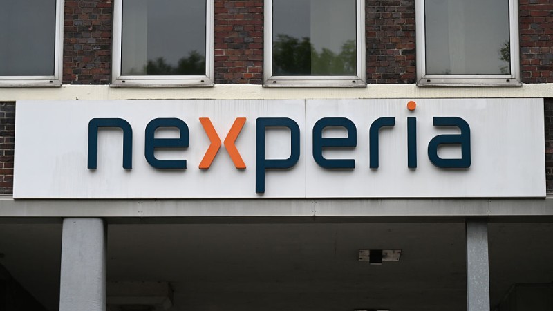 Dutch Govt Suddenly Seizes Control Of China-Owned Chip Maker