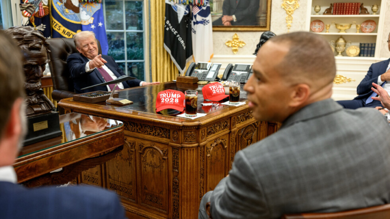 Trump Trolls Democrats with Memes During US Government Shutdown