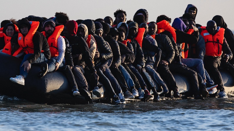 UK Civil Servants Told To Monitor Social Media Posts About Migrants