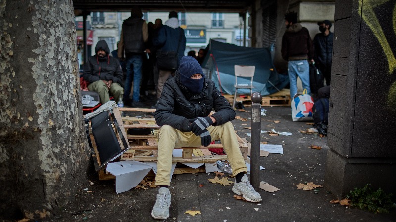 Young Muslims Becoming More Radical, 57% Prioritize Islamic Law Over French Law While 21% Want The Full Sharia