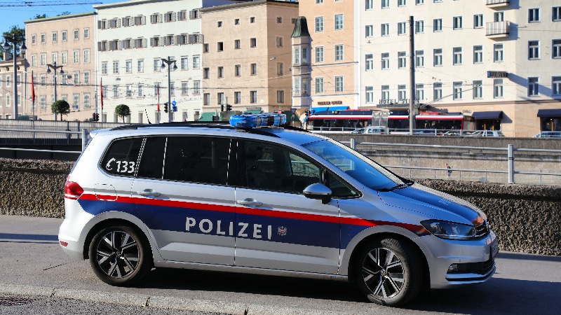 24-Year-Old Hospitalized After Knife Attack By Syrians in Austria