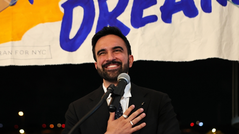 Mamdani Says He’ll Replace Fleeing NY Cops with Social Workers