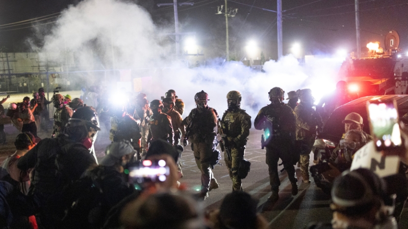 Federal Judge Orders Release of Hundreds of Illegals Detained in Chicago