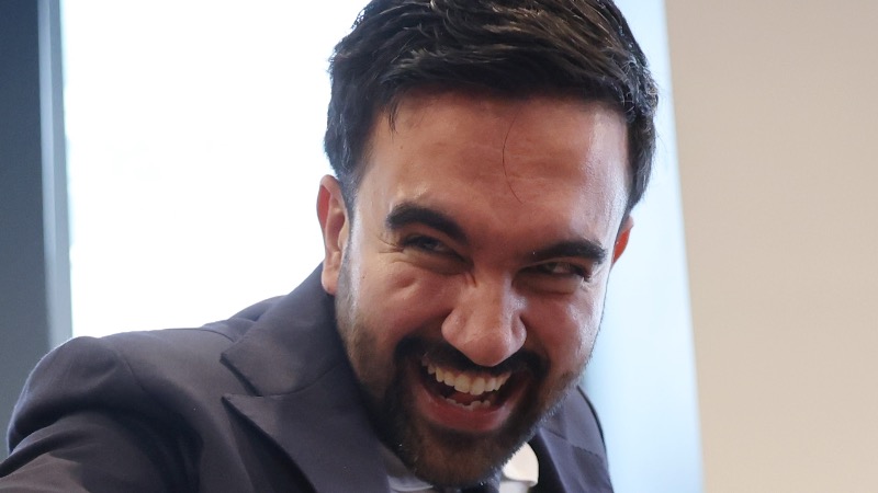 Trump Calls On NYC Jews To Not Vote For The Leftist Muslim Mamdani Mayoral Candidate