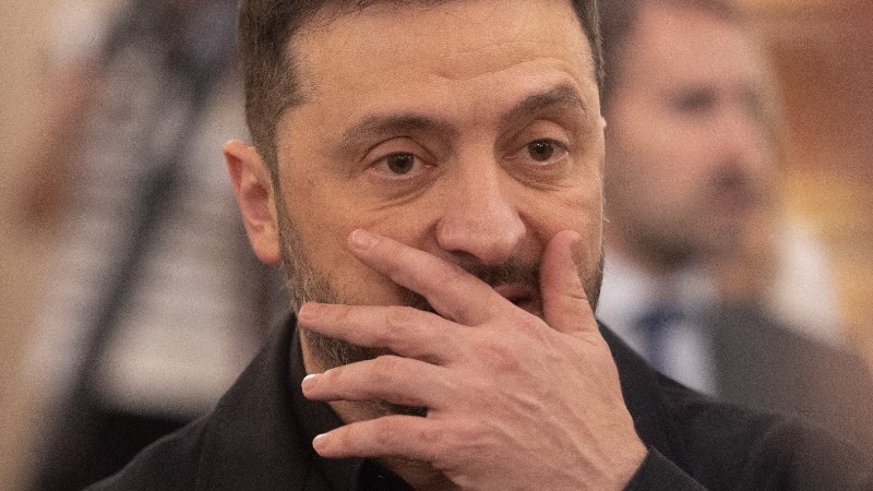 Zelensky In The Hot Seat, Must Decide On “The Difficult 28 Points, Or A Very Difficult Winter”