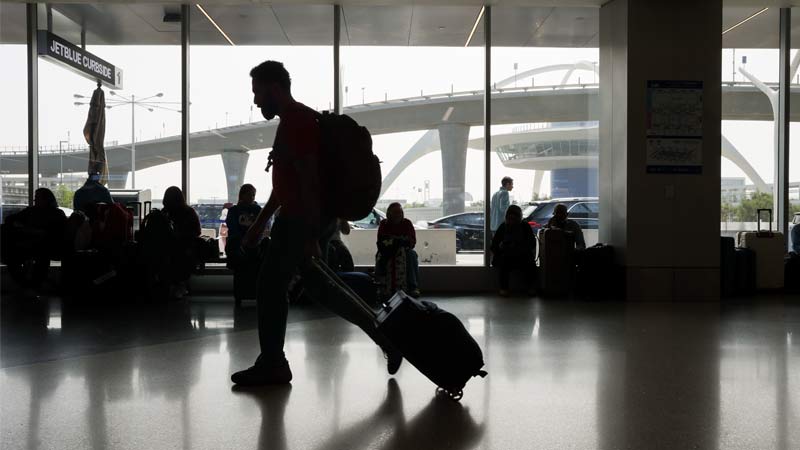 US To Cut Flights By 10% At 40 Airports As Shutdown Persists