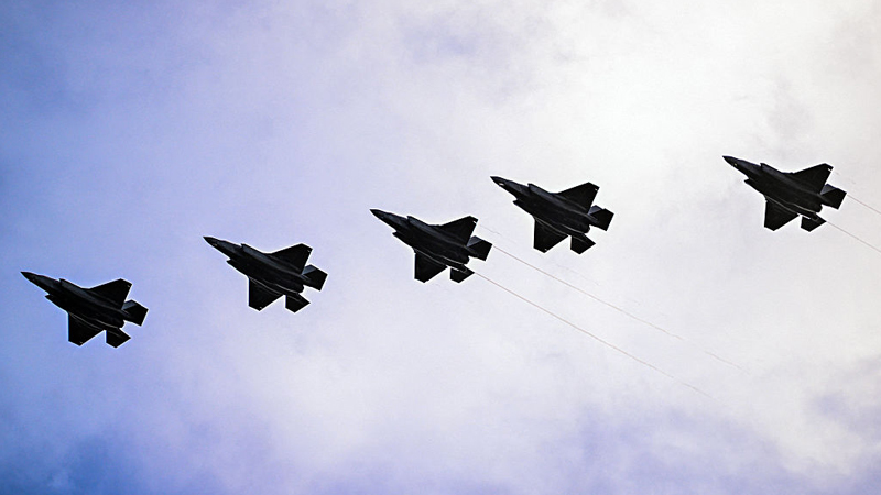 Report: SOUTHCOM Restricting / Limiting Thanksgiving, Christmas Leave Ahead of Possible Strikes In Venezuela