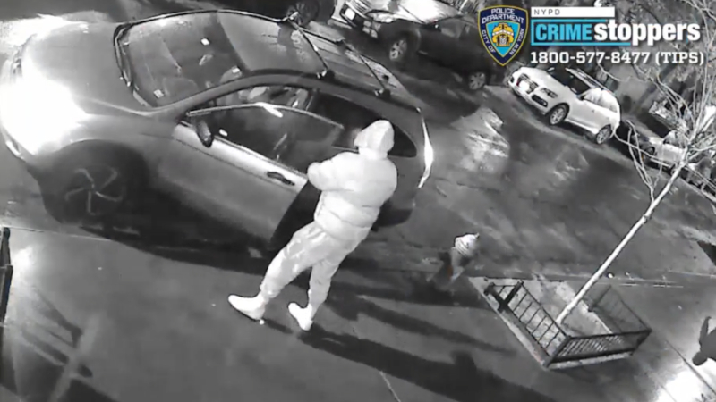 WATCH: Man Carjacked by “Third-World” Suspects Wielding Machete in NYC