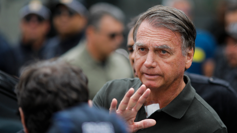 Brazil’s Ex-President Bolsonaro Detained by Police