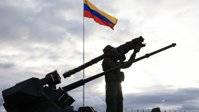 Venezuela Reacts to US Airspace Closure Threat