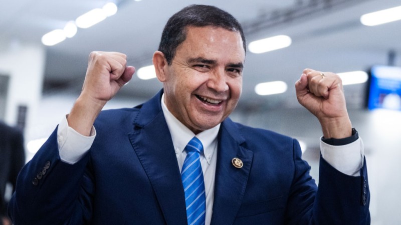 Trump Pardons Texas Democrat Rep. & Wife After Biden Weaponized Judicial System Against Them For Speaking Out Against Open Borders